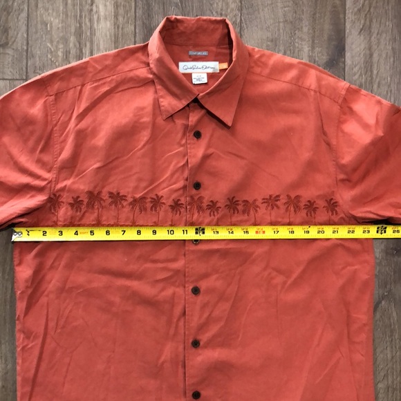 QUICKSILVER EDITION Tropical Short Sleeve Button Down - Picture 10 of 10